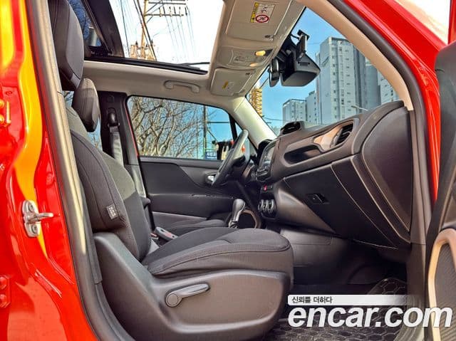 Jeep Renegade 2.0 дизель Longitude AWD, 2016 6