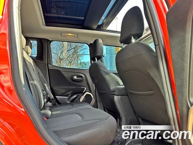 Jeep Renegade 2.0 дизель Longitude AWD, 2016 7