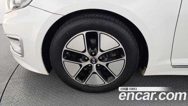 Kia K5 гибрид Prestige, 2013 все фото