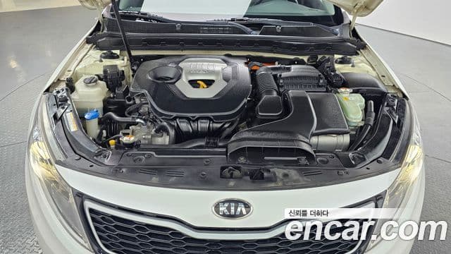 Kia K5 гибрид Prestige, 2013 6