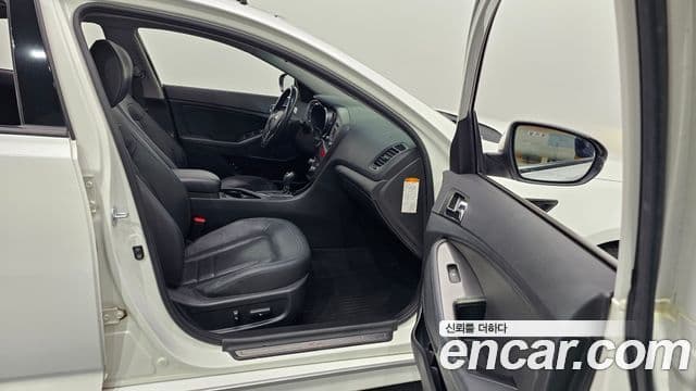 Kia K5 гибрид Prestige, 2013 10