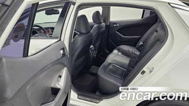 Kia K5 гибрид Prestige, 2013 12