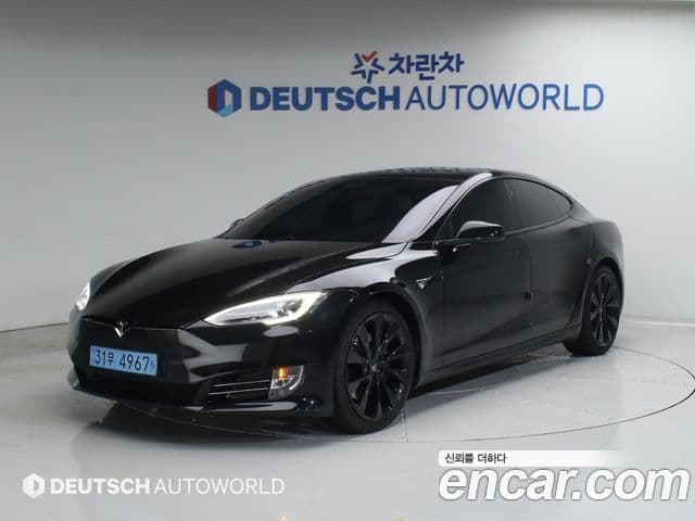 Tesla модель S, 2018 1