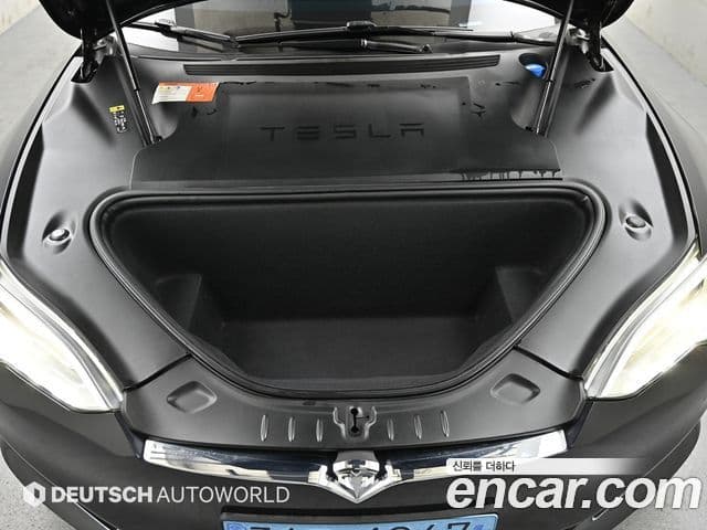 Tesla модель S, 2018 6
