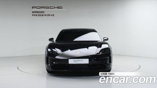 Porsche 타이칸 4S Cross Turismo, 2025 3
