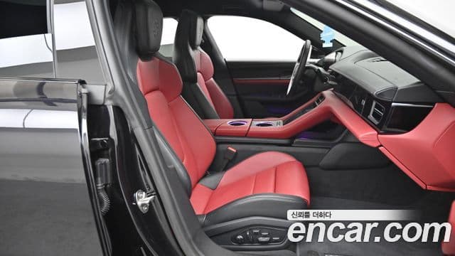 Porsche 타이칸 4S Cross Turismo, 2025 все фото