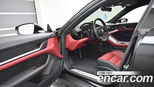Porsche 타이칸 4S Cross Turismo, 2025 6