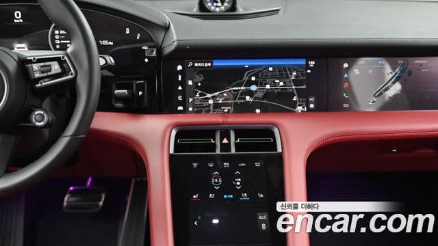 Porsche 타이칸 4S Cross Turismo, 2025 9