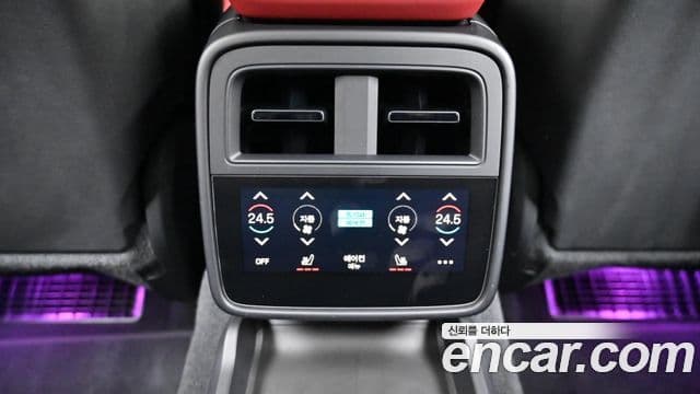 Porsche 타이칸 4S Cross Turismo, 2025 11