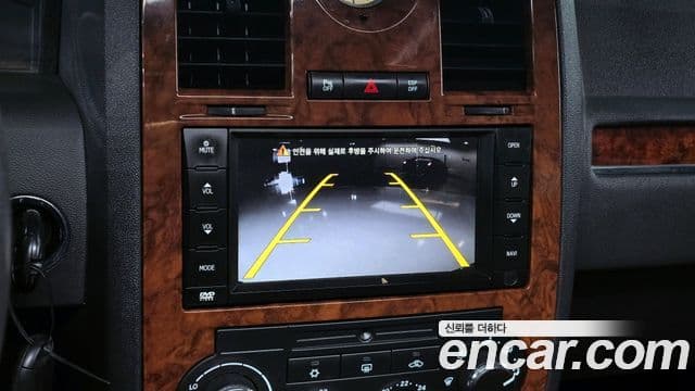 크라이슬러 300C 1세대, 2009 15