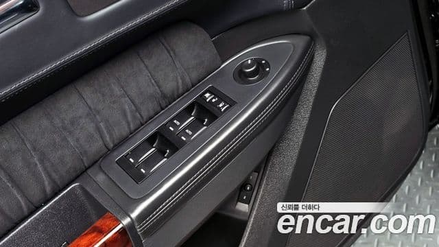 크라이슬러 300C 1세대, 2009 17