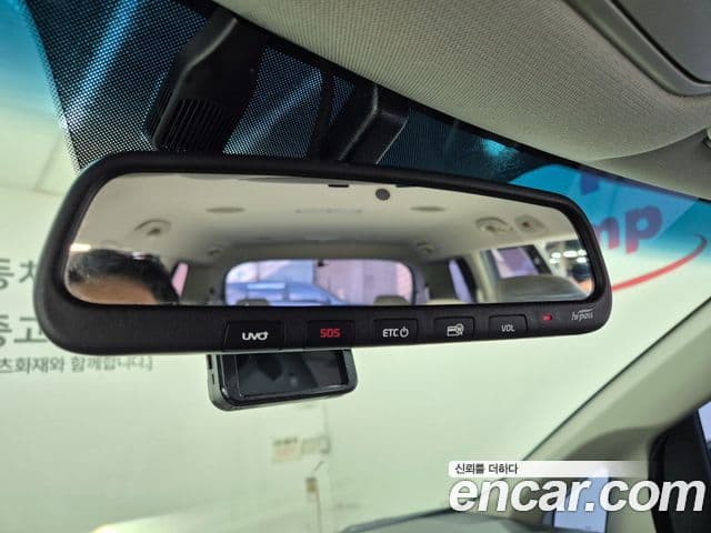 Kia The / новый New Carnival Luxury, 2019 16