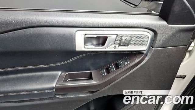 Ford Explorer 6세대 2.3 Limited 4WD, 2020 17