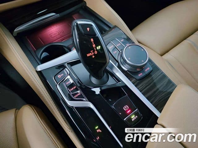 BMW 5시리즈 (G30) 520i M Sport, 2021 9