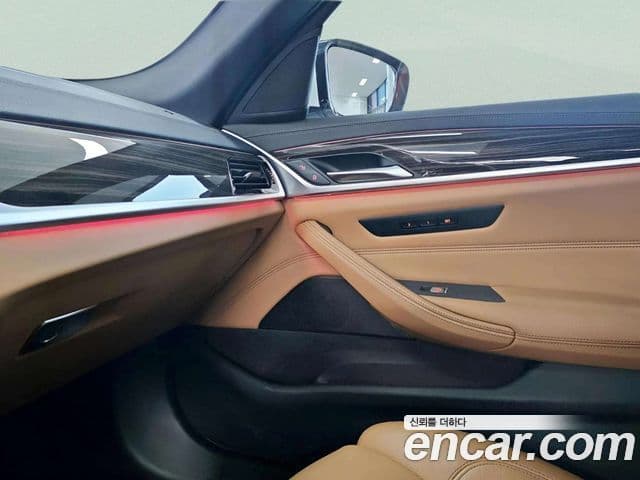 BMW 5시리즈 (G30) 520i M Sport, 2021 18