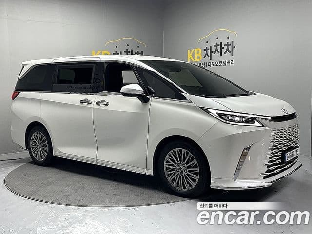 Lexus LM 2세대 Executive, 2025 1
