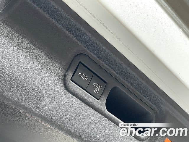 Lexus LM 2세대 Executive, 2025 16