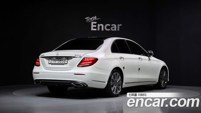 Mercedes-Benz E-класс W213 Exclusive, 2019 2