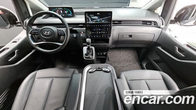Hyundai Staria Modern, 2025 7
