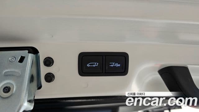 Hyundai Staria Modern, 2025 19