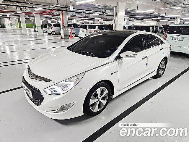 Hyundai Sonata гибрид Premier, 2012 1