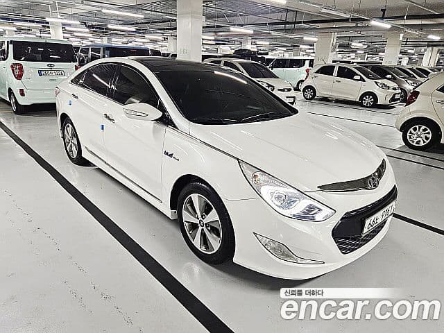 Hyundai Sonata гибрид Premier, 2012 4