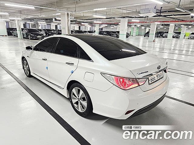 Hyundai Sonata гибрид Premier, 2012 все фото