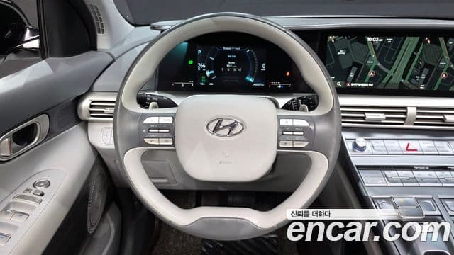 Hyundai NEXO Premium, 2019 13