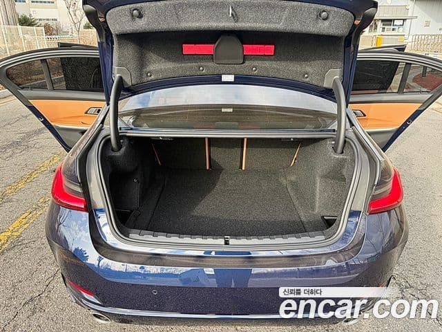 BMW 3시리즈 (G20), 2025 15