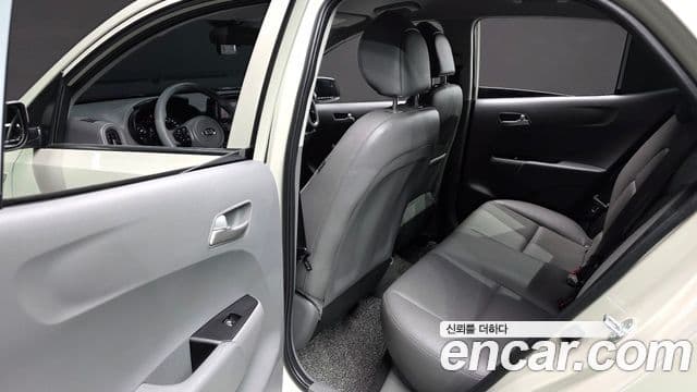 Kia Morning Urban (JA) Prestige, 2021 12