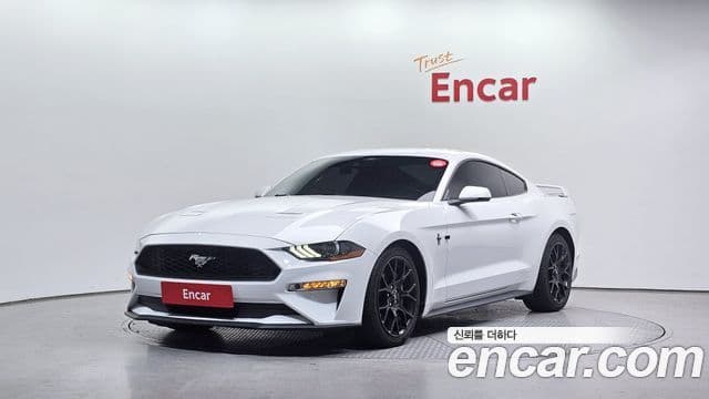 Ford Mustang купе, 2018 1