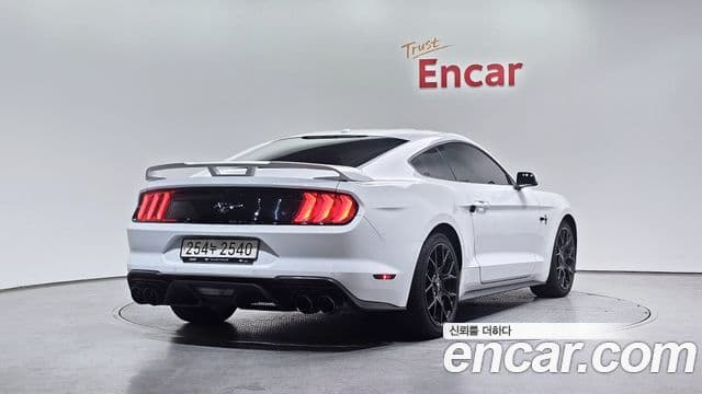 Ford Mustang купе, 2018 2