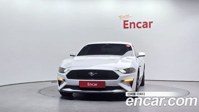 Ford Mustang купе, 2018 3