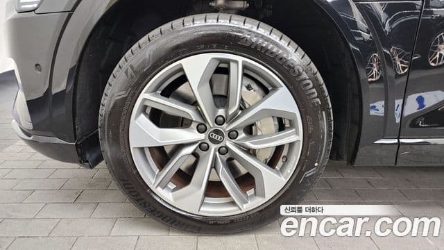 Audi e-Tron, 2022 все фото