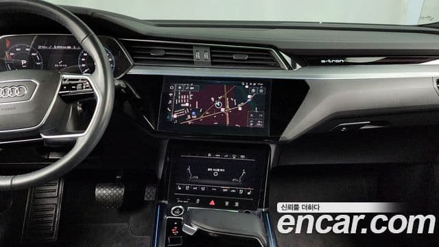 Audi e-Tron, 2022 14