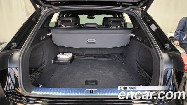 Audi e-Tron, 2022 20