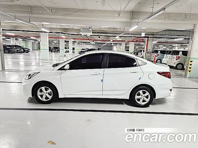 Hyundai Accent(новый кузов / новое поколение) Modern, 2014 3