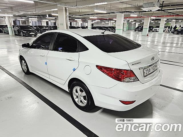 Hyundai Accent(новый кузов / новое поколение) Modern, 2014 все фото