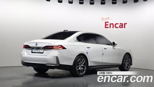 BMW 5시리즈 (G60), 2025 2