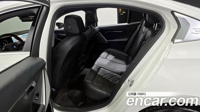 BMW 5시리즈 (G60), 2025 11