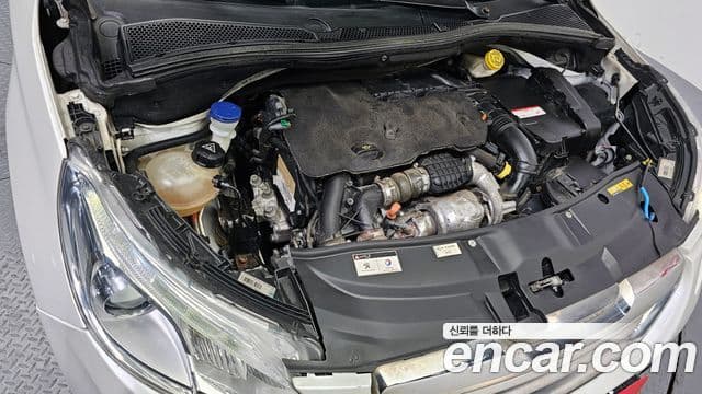 Peugeot 2008 1.6 e-HDi Felline L, 2015 6