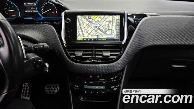 Peugeot 2008 1.6 e-HDi Felline L, 2015 14