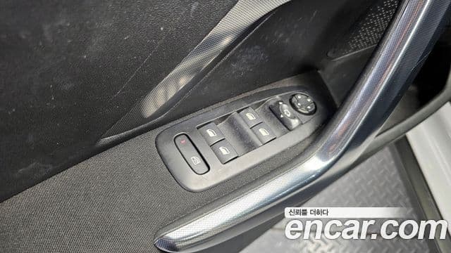 Peugeot 2008 1.6 e-HDi Felline L, 2015 18