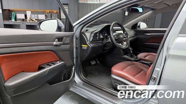 Hyundai The / новый New Avante AD Premium, 2019 11