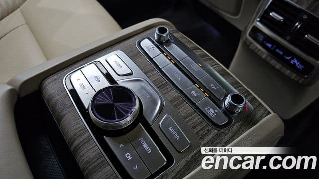 Kia The / новый New K9 2세대 Platinum, 2022 18