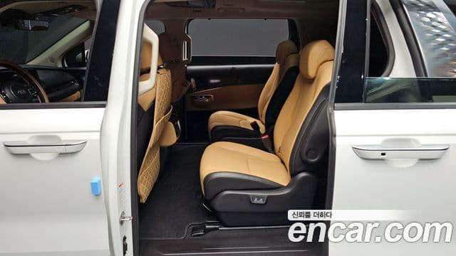 Kia Carnival 4세대 Signature, 2021 11