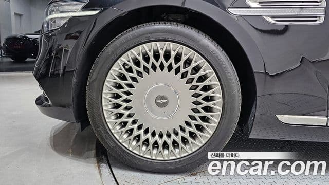 Genesis G90 Premium Luxury, 2021 все фото