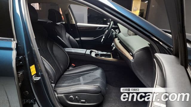 Genesis G80 (RG3) бензин 2.5 турбо 2WD, 2021 12