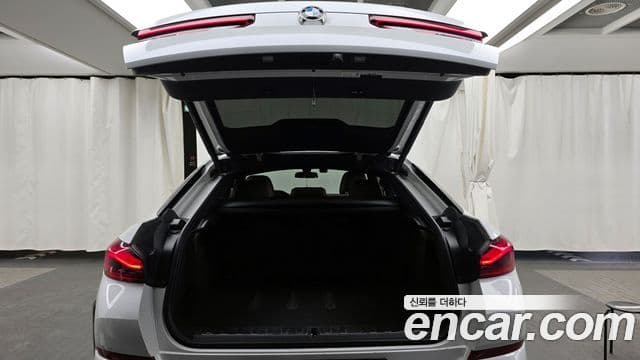 BMW X6 (G06) xDrive40i M Sport, 2021 20