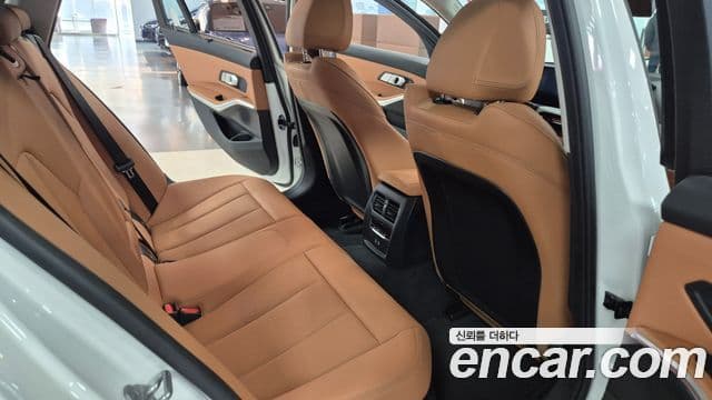 BMW 3시리즈 (G20) 320i Туринг (Touring), 2025 13